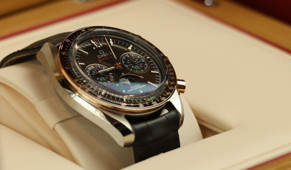 Omega Speedmaster Moonwatch 44,25mm Szary Niebieski