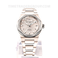 Girard Perregaux Laureato 38 mm 81005D82A732-32A